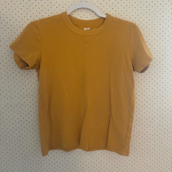 Uniqlo U Crewneck T shirts - Picture 1 of 2